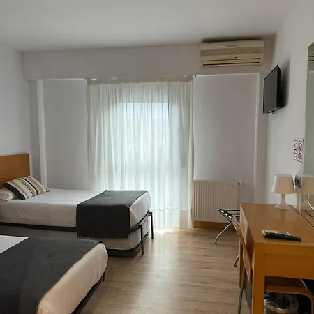 Txintxua Szálloda 2*
